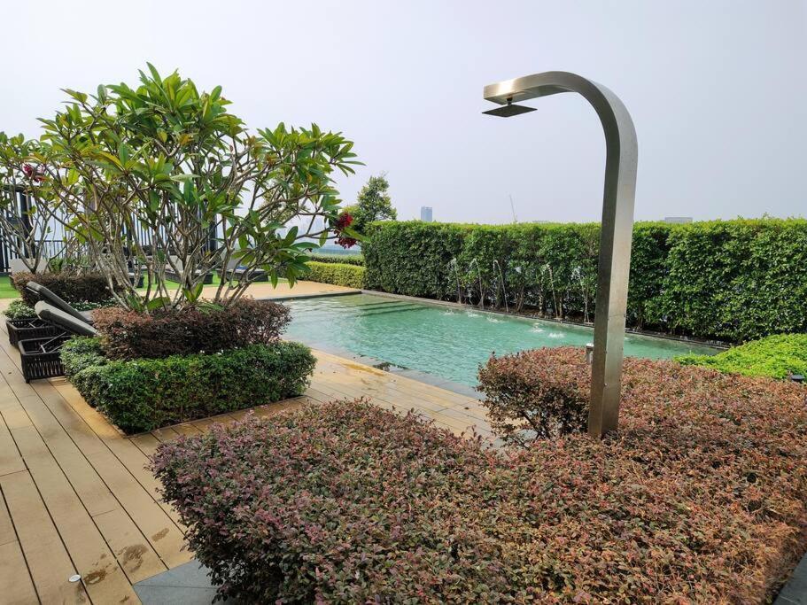 Infinity Pool 2Br Suite 7Pax @Beacon @Georgetown Exteriör bild
