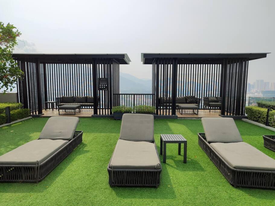 Infinity Pool 2Br Suite 7Pax @Beacon @Georgetown Exteriör bild